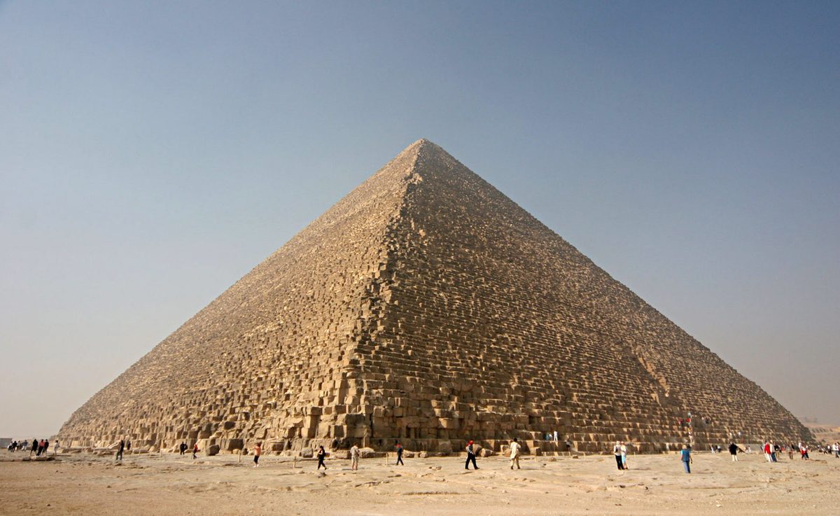 A view of Great Pyramid of Khufu